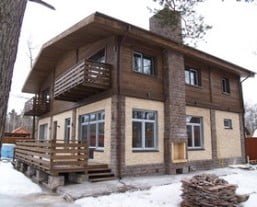 Коттедж с вентфасадом